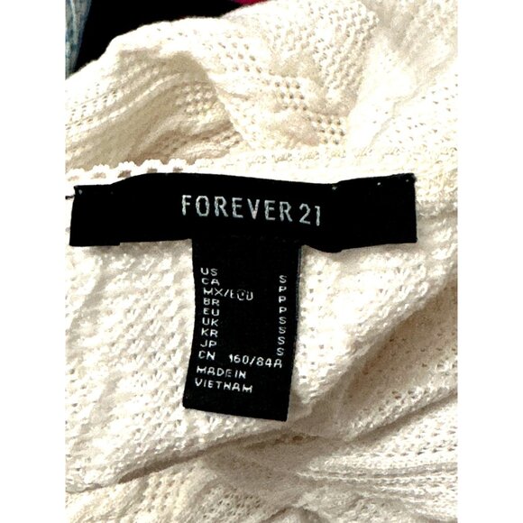 Forever 21 Size Medium Beige Knit Crop Top Sweater Soft Texture Cozy City Classi - Picture 7 of 9